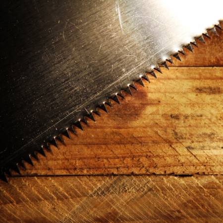 sharp, teeth, wood, steel Les Cunliffe - Dreamstime sharp, teeth, wood, steel Les Cunliffe - Dreamstime