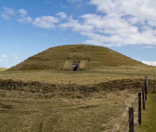 mountain, bunker, field, fence, tomb John Braid (Johnbraid)