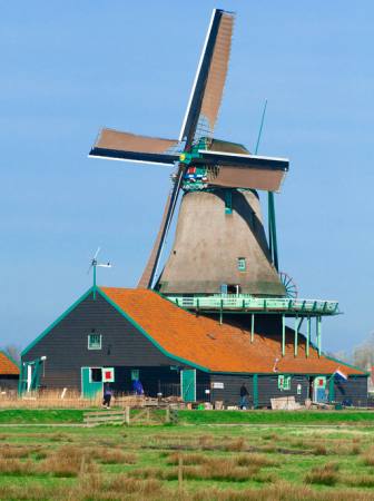 wind, building, grass, field Jitchanamont - Dreamstime