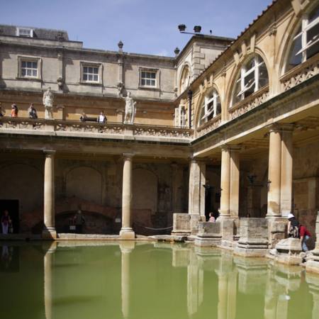 pool, water, building, windows Patricia  Hofmeester - Dreamstime