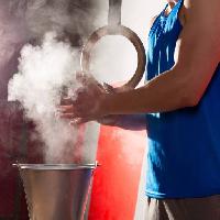 Pixwords The image with man, person, sportive, powder, blue, sport, red Lunamarina