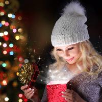 woman, blonde, gift, hat, box Kguzel