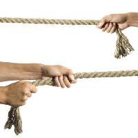 rope, hands, fingers Bortn66 - Dreamstime