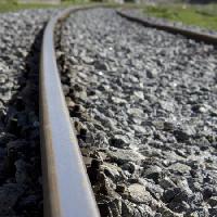 Pixwords The image with track, stones, train Maksym Dragunov - Dreamstime