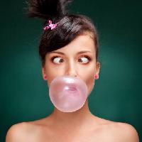 Pixwords The image with baloon, woman, person, gum, bubble, girl Dreamerve